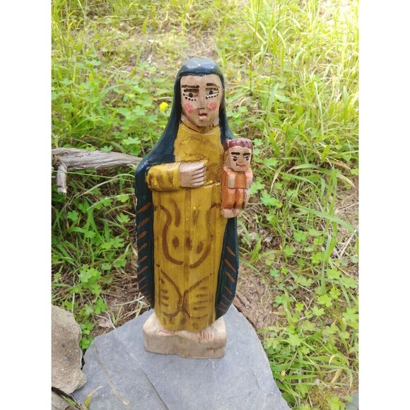 Vintage Hand Carved Madonna Hardwood Figurine Made In Guatemala